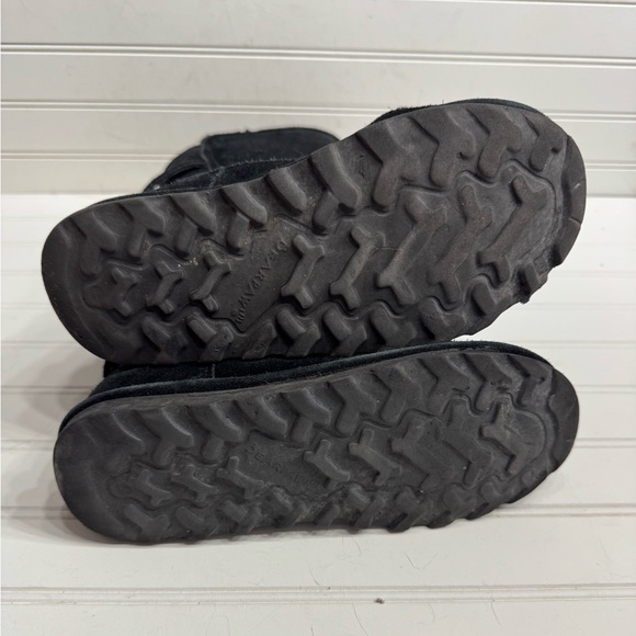 Bearpaw Black Suede Winter Snow Boots Buckle Detail Size 8 - Picture 5 of 5